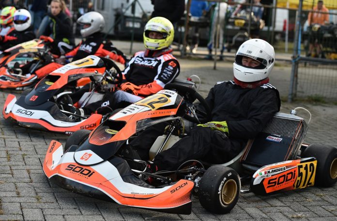 kart racing